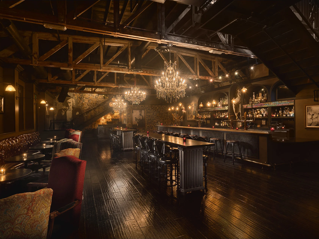 Commonwealth-las-vegas