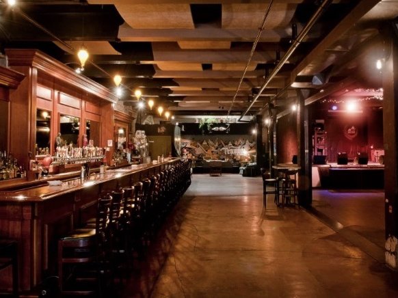 sister-bar