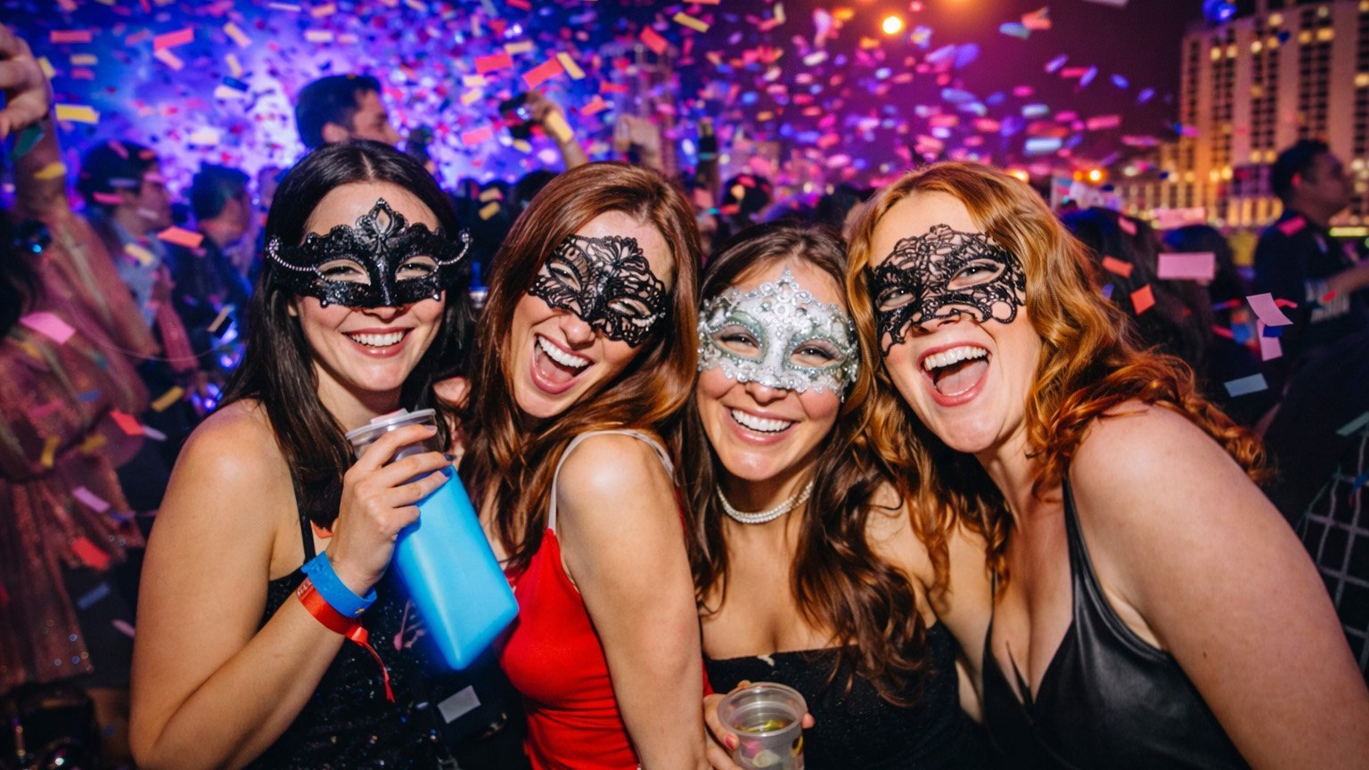 las-vegas-party-scene-hero